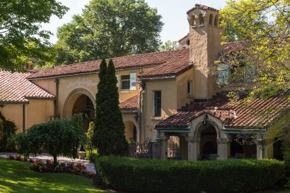 The Rosen House at Caramoor (photo by Simon Roberts)